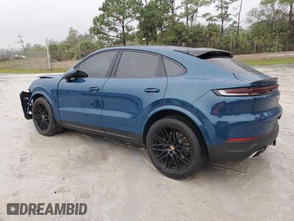 ✅ 2024 Porsche Cayenne • VIN: WP1BA2AY7RDA53305 • Lot: 41756545. Listed on Copart with 6,596 mi. Free auction sales archive from the USA and detailed vehicle history report at DreamBid. Image 2.