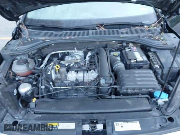 ✅ 2019 Volkswagen Jetta S • VIN: 3VWN57BU9KM099995 • Lot: 43085470. Wystawiony na IAAI z przebiegiem 75 775 mil. Bezpłatny archiwum sprzedaży aukcyjnych z USA i szczegółowy raport historii pojazdu na DreamBid. Zdjęcie 10.