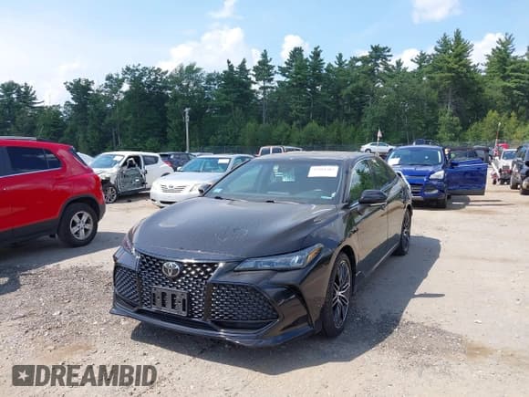 ✅ 2020 Toyota Avalon XSE • VIN: 4T1EZ1FBXLU041450 • Lot: 42981409. Listed on IAAI with 33,642 mi. Free auction sales archive from the USA and detailed vehicle history report at DreamBid. Image 17.