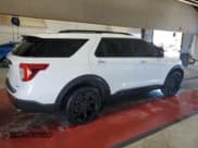 ✅ 2022 Ford Explorer ST-Line • VIN: 1FMSK8KH6NGC29233 • Lot: 85111535. Listed on Copart with 35,929 mi. Free auction sales archive from the USA and detailed vehicle history report at DreamBid. Image 3.