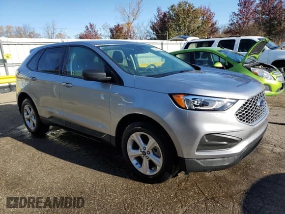 ✅ 2023 Ford Edge SE • VIN: 2FMPK4G91PBA19598 • Lot: 90479285. Wystawiony na Copart z przebiegiem Nie podano. Bezpłatny archiwum sprzedaży aukcyjnych z USA i szczegółowy raport historii pojazdu na DreamBid. Zdjęcie 4.