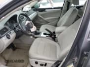 ✅ 2013 Volkswagen Passat SE • VIN: 1VWBN7A33DC116225 • Lot: 71102465. Wystawiony na Copart z przebiegiem 133 620 mil. Bezpłatny archiwum sprzedaży aukcyjnych z USA i szczegółowy raport historii pojazdu na DreamBid. Zdjęcie 7.