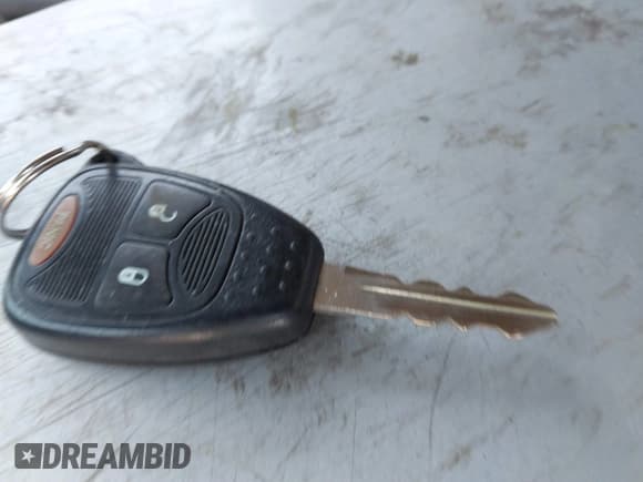 ✅ 2010 Dodge Caliber Mainstreet • VIN: 1B3CB3HA0AD615200 • Лот: 41745647. Опубликован ранее на IAAI с пробегом 130 781 миль. Бесплатный доступ к архиву аукционных продаж из США и подробный отчёт об истории автомобиля на DreamBid. Изображение 11.