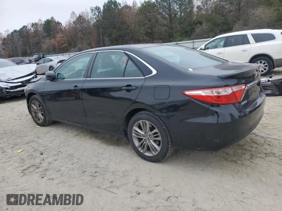 ✅ 2016 Toyota Camry SE • VIN: 4T1BF1FK1GU146072 • Lot: 93101515. Listed on Copart with 137,315 mi. Free auction sales archive from the USA and detailed vehicle history report at DreamBid. Image 2.