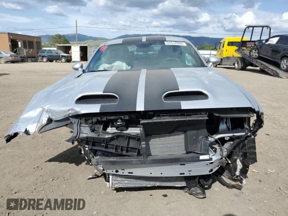 ✅ 2022 Dodge Challenger SRT Hellcat Redeye Widebody • VIN: 2C3CDZL98NH136934 • Lot: 51517693. Wystawiony na Copart z przebiegiem 4 178 mil. Bezpłatny archiwum sprzedaży aukcyjnych z USA i szczegółowy raport historii pojazdu na DreamBid. Zdjęcie 5.