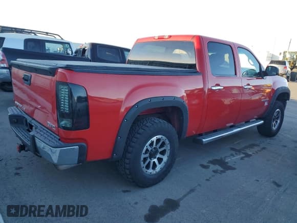 ✅ 2010 GMC Sierra 1500 • VIN: 3GTXKVE21AG256015 • Lot: 81150644. Wystawiony na Copart z przebiegiem 209 411 mil. Bezpłatny archiwum sprzedaży aukcyjnych z USA i szczegółowy raport historii pojazdu na DreamBid. Zdjęcie 3.