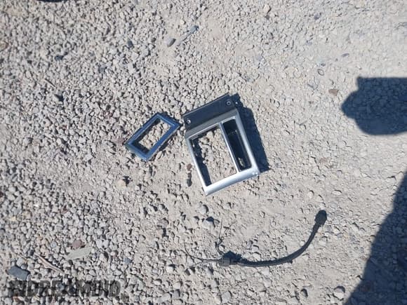 ✅ 2006 Dodge Charger R/T • VIN: 2B3KA53H56H249095 • Лот: 43367851. Опубликован ранее на IAAI с пробегом 188 000 миль. Бесплатный доступ к архиву аукционных продаж из США и подробный отчёт об истории автомобиля на DreamBid. Изображение 12.