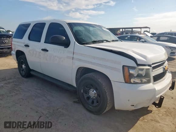 ✅ 2014 Chevrolet Tahoe Commercial • VIN: 1GNLC2E04ER184782 • Lot: 61010155. Listed on Copart with 156,768 mi. Free auction sales archive from the USA and detailed vehicle history report at DreamBid. Image 4.