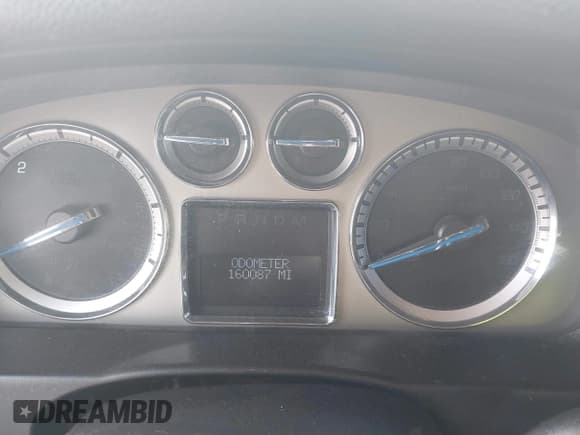 ✅ 2012 Cadillac Escalade Luxury • VIN: 1GYS3BEF9CR153219 • Lot: 42317602. Listed on IAAI with 160,087 mi. Free auction sales archive from the USA and detailed vehicle history report at DreamBid. Image 7.