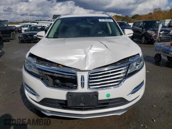 ✅ 2017 Lincoln MKC Reserve • VIN: 5LMCJ3D99HUL15848 • Lot: 87305055. Wystawiony na Copart z przebiegiem 80 319 mil. Bezpłatny archiwum sprzedaży aukcyjnych z USA i szczegółowy raport historii pojazdu na DreamBid. Zdjęcie 5.