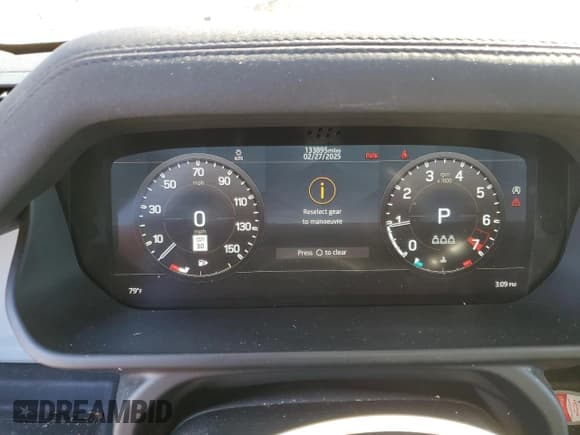 ✅ 2020 Land Rover Defender S • VIN: SALEJ7EX5L2020098 • Lot: 47258885. Wystawiony na Copart z przebiegiem 133 895 mil. Bezpłatny archiwum sprzedaży aukcyjnych z USA i szczegółowy raport historii pojazdu na DreamBid. Zdjęcie 9.