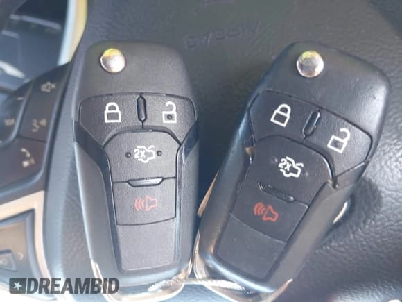 ✅ 2015 Ford Fusion SE • VIN: 3FA6P0HD6FR183772 • Lot: 43646414. Wystawiony na IAAI z przebiegiem 246 000 mil. Bezpłatny archiwum sprzedaży aukcyjnych z USA i szczegółowy raport historii pojazdu na DreamBid. Zdjęcie 11.