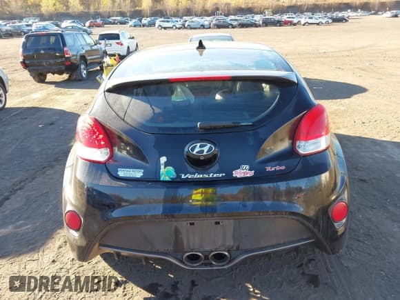 ✅ 2016 Hyundai Veloster Turbo Rally Edition • VIN: KMHTC6AEXGU294006 • Лот: 43561711. Опубликован ранее на IAAI с пробегом 81 116 миль. Бесплатный доступ к архиву аукционных продаж из США и подробный отчёт об истории автомобиля на DreamBid. Изображение 16.