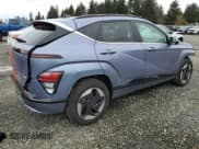 ✅ 2024 Hyundai Kona Limited • VIN: KM8HE3A6XRU004292 • Лот: 48234055. Опубликован ранее на Copart с пробегом 1 366 миль. Бесплатный доступ к архиву аукционных продаж из США и подробный отчёт об истории автомобиля на DreamBid. Изображение 3.