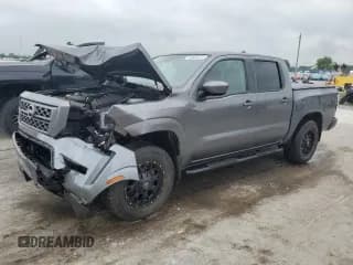 ✅ 2023 Nissan Frontier Pro-4X • VIN: 1N6ED1EK8PN614699 • Lot: 63863475. Wystawiony na Copart z przebiegiem 16 381 mil. Bezpłatny archiwum sprzedaży aukcyjnych z USA i szczegółowy raport historii pojazdu na DreamBid. Zdjęcie 1.