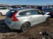 ✅ 2018 Volvo V60 Dynamic • VIN: YV140MEL5J2379492 • Лот: 79428554. Опубликован ранее на Copart с пробегом Не указан. Бесплатный доступ к архиву аукционных продаж из США и подробный отчёт об истории автомобиля на DreamBid. Изображение 3.