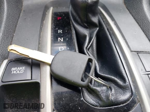 ✅ 2016 Honda Civic LX • VIN: 2HGFC2F57GH510952 • Lot: 42958157. Listed on IAAI with 143,790 mi. Free auction sales archive from the USA and detailed vehicle history report at DreamBid. Image 11.