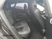 ✅ 2018 Tesla Model S 75D • VIN: 5YJSA1E21JF265325 • Lot: 70532185. Wystawiony na Copart z przebiegiem 81 851 mil. Bezpłatny archiwum sprzedaży aukcyjnych z USA i szczegółowy raport historii pojazdu na DreamBid. Zdjęcie 10.