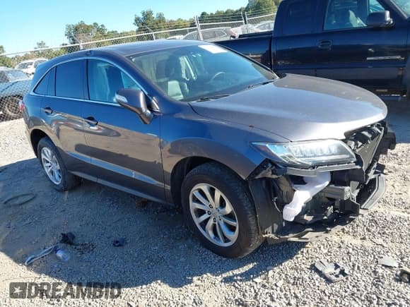 ✅ 2018 Acura RDX • VIN: 5J8TB4H34JL024008 • Lot: 43469084. Wystawiony na IAAI z przebiegiem 61 268 mil. Bezpłatny archiwum sprzedaży aukcyjnych z USA i szczegółowy raport historii pojazdu na DreamBid. Zdjęcie 1.