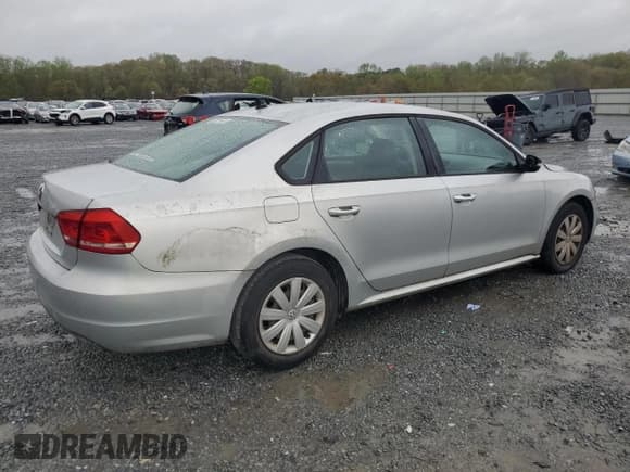 ✅ 2013 Volkswagen Passat S • VIN: 1VWAP7A34DC024241 • Lot: 49854295. Listed on Copart with 89,221 mi. Free auction sales archive from the USA and detailed vehicle history report at DreamBid. Image 3.