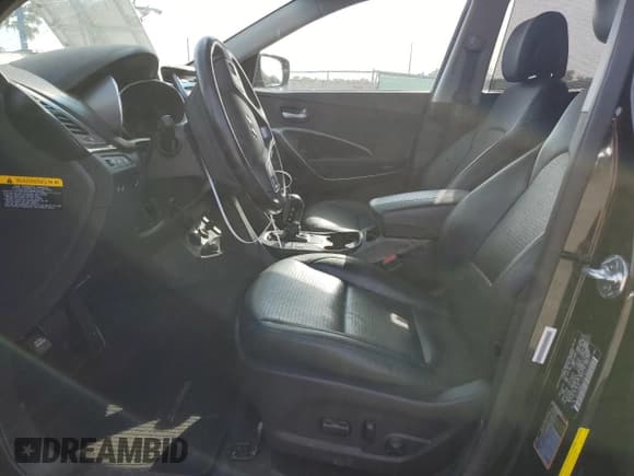 ✅ 2015 Hyundai Santa Fe • VIN: 5XYZW4LA0FG261682 • Лот: 39040654. Опубликован ранее на Copart с пробегом 59 175 миль. Бесплатный доступ к архиву аукционных продаж из США и подробный отчёт об истории автомобиля на DreamBid. Изображение 7.