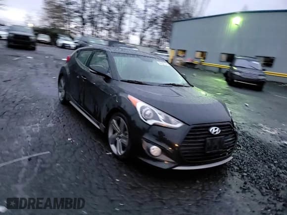 ✅ 2015 Hyundai Veloster Turbo • VIN: KMHTC6AE1FU237546 • Lot: 84928164. Wystawiony na Copart z przebiegiem 83 372 mil. Bezpłatny archiwum sprzedaży aukcyjnych z USA i szczegółowy raport historii pojazdu na DreamBid. Zdjęcie 11.