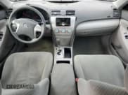 ✅ 2009 Toyota Camry • VIN: 4T1BE46K09U812376 • Lot: 72092215. Wystawiony na Copart z przebiegiem 188 481 mil. Bezpłatny archiwum sprzedaży aukcyjnych z USA i szczegółowy raport historii pojazdu na DreamBid. Zdjęcie 8.