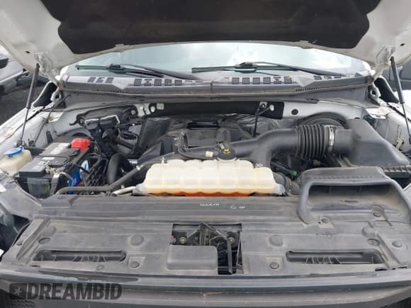 ✅ 2016 Ford F-150 XL • VIN: 1FTEX1CP6GFC79249 • Lot: 41952325. Listed on IAAI with 199,205 mi. Free auction sales archive from the USA and detailed vehicle history report at DreamBid. Image 10.