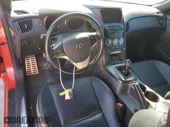 2015 Hyundai Genesis Coupe Ultimate с VIN KMHHU6KJ4FU123152, выставлен на аукционе Copart как лот 86917254 с пробегом 104 173 миль миль и Списание • Salvage title. История ставок и продаж доступна на DreamBid. Изображение 8.