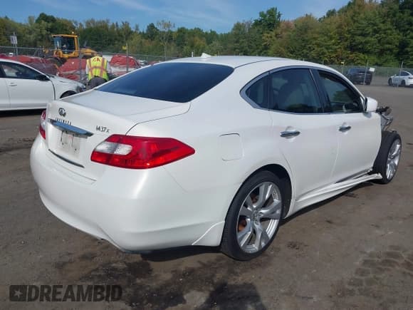 ✅ 2012 Infiniti M • VIN: JN1BY1AR9CM395199 • Lot: 43342134. Wystawiony na IAAI z przebiegiem Nie podano. Bezpłatny archiwum sprzedaży aukcyjnych z USA i szczegółowy raport historii pojazdu na DreamBid. Zdjęcie 4.