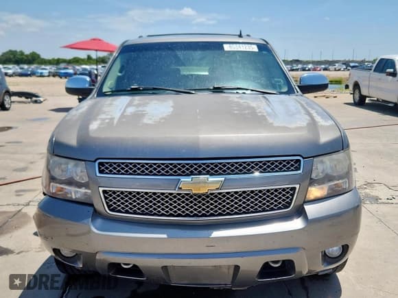 ✅ 2007 Chevrolet Suburban LTZ • VIN: 1GNFC160X7R313925 • Lot: 65341235. Listed on Copart with 221,393 mi. Free auction sales archive from the USA and detailed vehicle history report at DreamBid. Image 5.