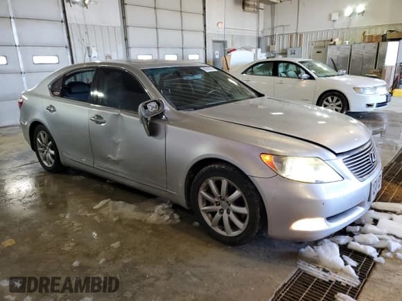✅ 2009 Lexus LS 460 • VIN: JTHBL46F395086082 • Lot: 88299585. Listed on Copart with 148,406 mi. Free auction sales archive from the USA and detailed vehicle history report at DreamBid. Image 4.