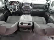 ✅ 2021 Chevrolet Silverado 1500 RST • VIN: 3GCPWDED0MG171820 • Lot: 86131485. Wystawiony na Copart z przebiegiem 65 831 mil. Bezpłatny archiwum sprzedaży aukcyjnych z USA i szczegółowy raport historii pojazdu na DreamBid. Zdjęcie 8.