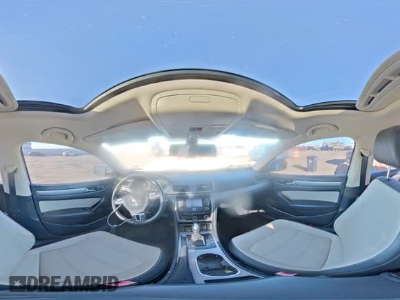 ✅ 2014 Volkswagen Passat SE • VIN: 1VWBT7A31EC091350 • Lot: 91432575. Listed on Copart with 133,738 mi. Free auction sales archive from the USA and detailed vehicle history report at DreamBid. Image 14.