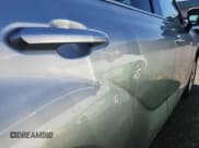 ✅ 2021 Toyota Highlander Hybrid LE • VIN: 5TDBBRCH0MS528021 • Lot: 42360477. Wystawiony na IAAI z przebiegiem 39 372 mil. Bezpłatny archiwum sprzedaży aukcyjnych z USA i szczegółowy raport historii pojazdu na DreamBid. Zdjęcie 1.