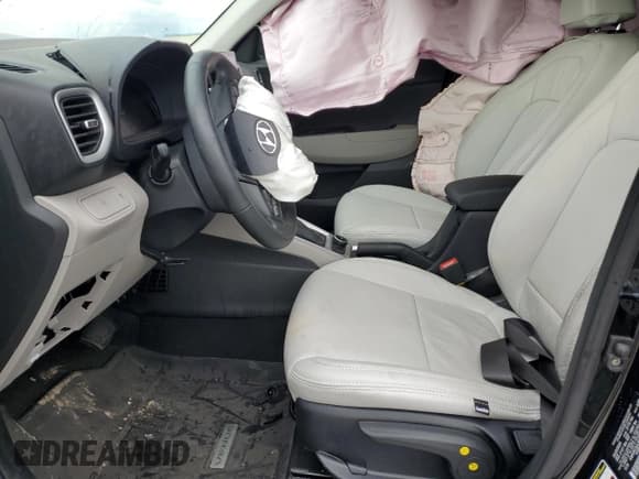 ✅ 2025 Hyundai Venue SEL • VIN: KMHRC8A39SU346089 • Lot: 55675275. Listed on Copart with 7,013 mi. Free auction sales archive from the USA and detailed vehicle history report at DreamBid. Image 7.