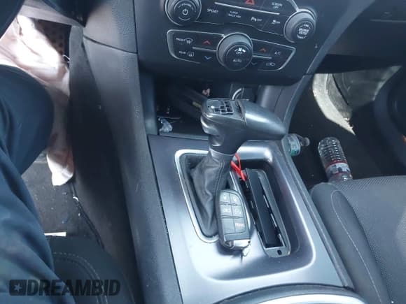 ✅ 2017 Dodge Charger R/T Scat Pack • VIN: 2C3CDXGJ8HH593403 • Lot: 42598890. Listed on IAAI with 57,593 mi. Free auction sales archive from the USA and detailed vehicle history report at DreamBid. Image 11.