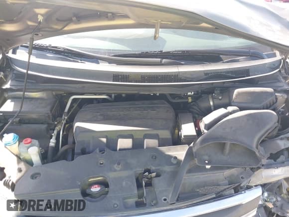 ✅ 2013 Honda Odyssey LX • VIN: 5FNRL5H29DB055166 • Lot: 41965037. Listed on IAAI with 122,470 mi. Free auction sales archive from the USA and detailed vehicle history report at DreamBid. Image 10.