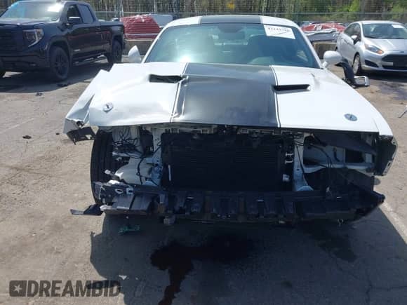 2018 Dodge Challenger R/T z VIN 2C3CDZBT2JH259541, wystawiony jako IAAI lot #42143798 z przebiegiem 90 510 mil mil oraz . Historia ofert i sprzedaży dostępna na DreamBid. Obrazek 6.