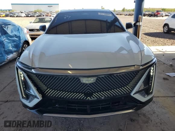 ✅ 2024 Cadillac LYRIQ Tech • VIN: 1GYKPMRK5RZ104115 • Lot: 67716004. Listed on Copart with 11,307 mi. Free auction sales archive from the USA and detailed vehicle history report at DreamBid. Image 5.