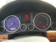 ✅ 2010 Volkswagen Touareg V6 • VIN: WVGFK7A95AD002181 • Lot: 70888725. Wystawiony na Copart z przebiegiem 135 622 mil. Bezpłatny archiwum sprzedaży aukcyjnych z USA i szczegółowy raport historii pojazdu na DreamBid. Zdjęcie 9.