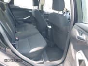 ✅ 2016 Ford Focus SE • VIN: 1FADP3F28GL286685 • Lot: 42541303. Wystawiony na IAAI z przebiegiem 92 135 mil. Bezpłatny archiwum sprzedaży aukcyjnych z USA i szczegółowy raport historii pojazdu na DreamBid. Zdjęcie 8.