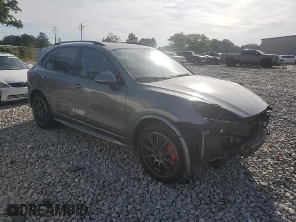 ✅ 2017 Porsche Cayenne GTS • VIN: WP1AD2A22HLA83654 • Lot: 52196695. Wystawiony na Copart z przebiegiem 119 327 mil. Bezpłatny archiwum sprzedaży aukcyjnych z USA i szczegółowy raport historii pojazdu na DreamBid. Zdjęcie 4.