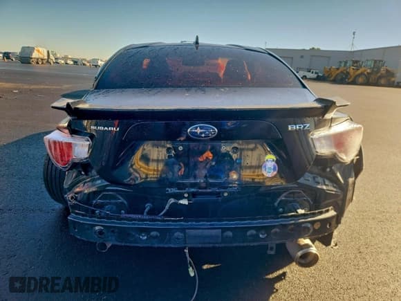 ✅ 2015 Subaru BRZ Limited • VIN: JF1ZCAC19F9602611 • Lot: 92641665. Wystawiony na Copart z przebiegiem 67 523 mil. Bezpłatny archiwum sprzedaży aukcyjnych z USA i szczegółowy raport historii pojazdu na DreamBid. Zdjęcie 6.