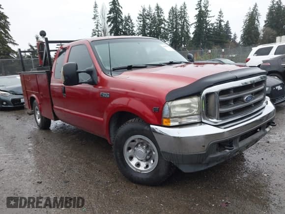 ✅ 2003 Ford F-250 • VIN: 1FDNX20S33EC70292 • Lot: 43800549. Listed on IAAI with 238,575 mi. Free auction sales archive from the USA and detailed vehicle history report at DreamBid. Image 1.