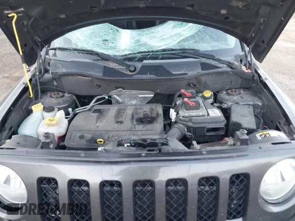 ✅ 2015 Jeep Patriot Latitude • VIN: 1C4NJRFB7FD376244 • Lot: 43655984. Wystawiony na IAAI z przebiegiem 85 933 mil. Bezpłatny archiwum sprzedaży aukcyjnych z USA i szczegółowy raport historii pojazdu na DreamBid. Zdjęcie 10.