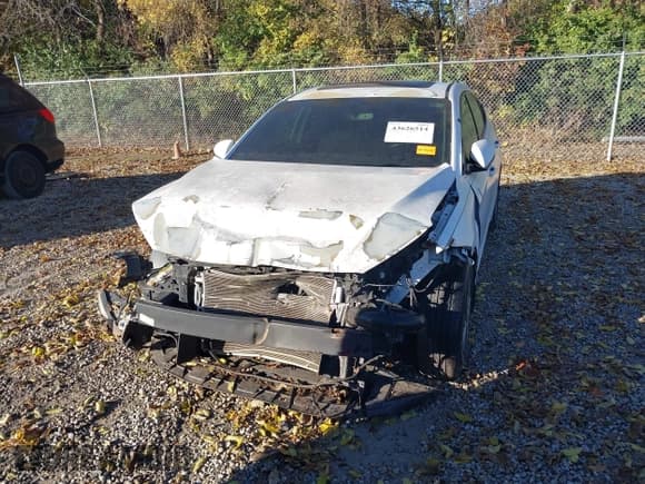 ✅ 2018 Hyundai Elantra SEL • VIN: 5NPD84LF8JH224509 • Lot: 43626514. Listed on IAAI with 23,847 mi. Free auction sales archive from the USA and detailed vehicle history report at DreamBid. Image 12.