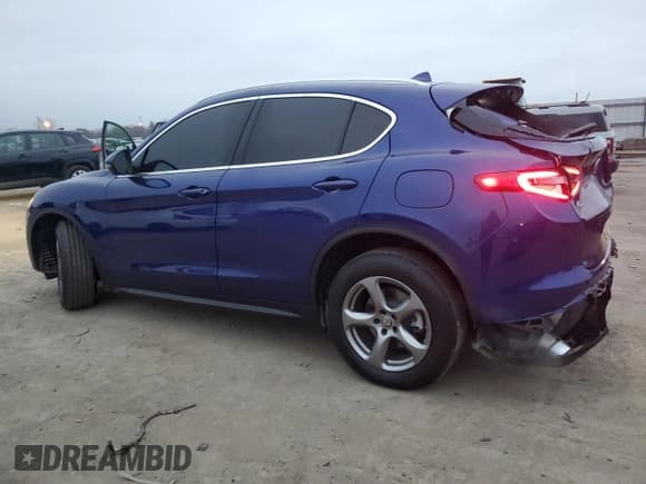 ✅ 2021 Alfa Romeo Stelvio • VIN: ZASPAKAN6M7D03323 • Лот: 81720624. Опубликован ранее на Copart с пробегом 41 843 миль. Бесплатный доступ к архиву аукционных продаж из США и подробный отчёт об истории автомобиля на DreamBid. Изображение 2.