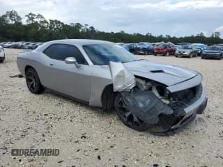 ✅ 2015 Dodge Challenger SXT Plus • VIN: 2C3CDZBG8FH774490 • Lot: 70621494. Wystawiony na Copart z przebiegiem 141 523 mil. Bezpłatny archiwum sprzedaży aukcyjnych z USA i szczegółowy raport historii pojazdu na DreamBid. Zdjęcie 4.