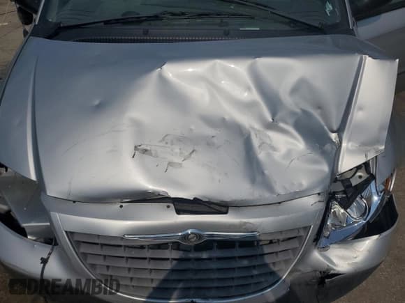 ✅ 2001 Chrysler Voyager • VIN: 1C4GJ25B41B101324 • Lot: 69098425. Wystawiony na Copart z przebiegiem Nie podano. Bezpłatny archiwum sprzedaży aukcyjnych z USA i szczegółowy raport historii pojazdu na DreamBid. Zdjęcie 11.